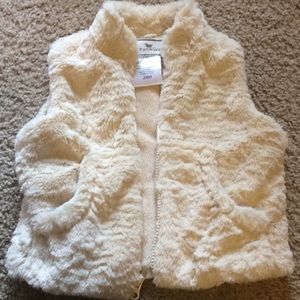 Little girls warm cozy vest!